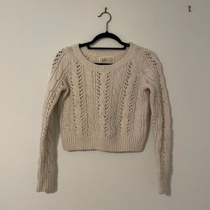 Hollister size S cropped long sleeve sweater top